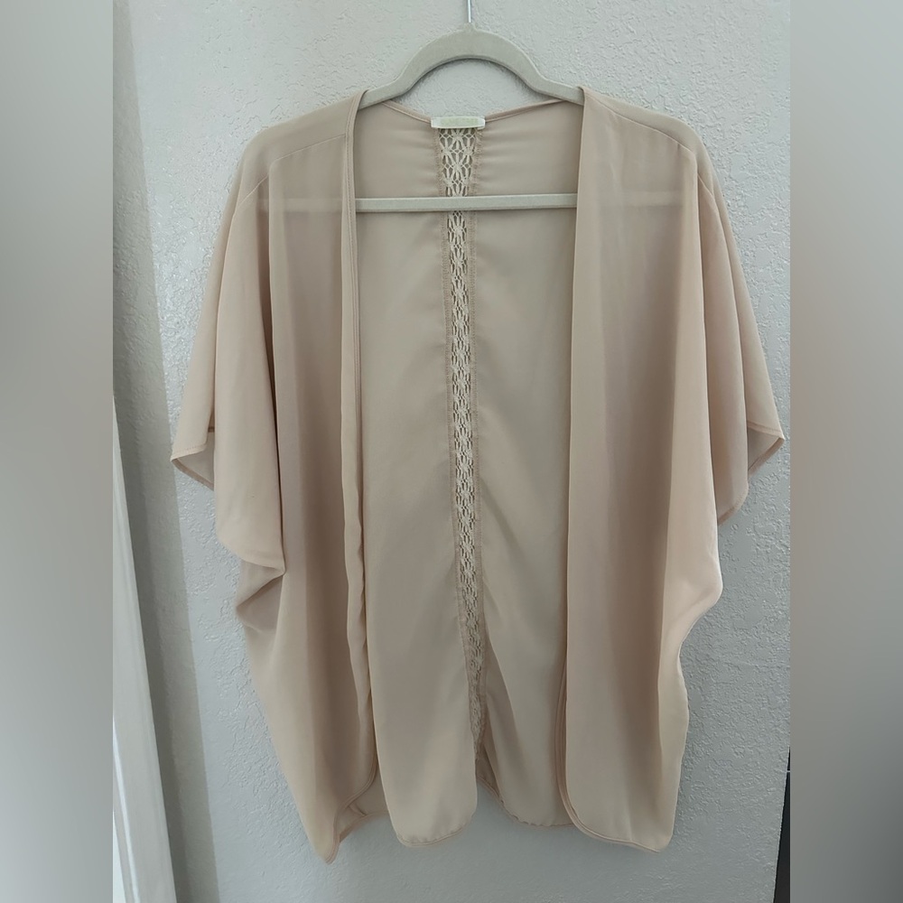 Chic Beige Kimono Cardigan